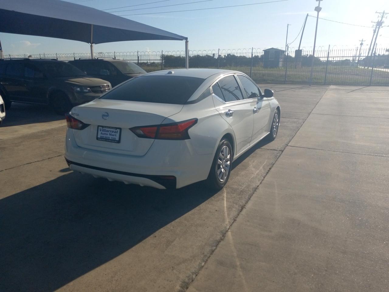 Nissan Altima 2.5 SV AWD Sedan 2020