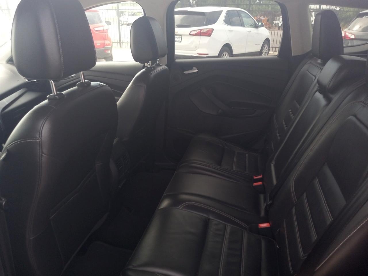 Ford Escape Titanium FWD 2017