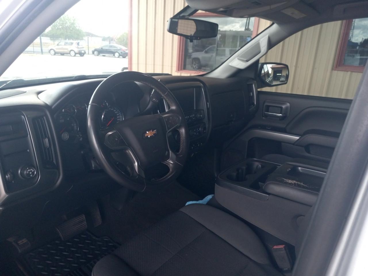 Chevrolet Silverado 1500 2WD Double Cab 143.5" LT w/1LT 2018