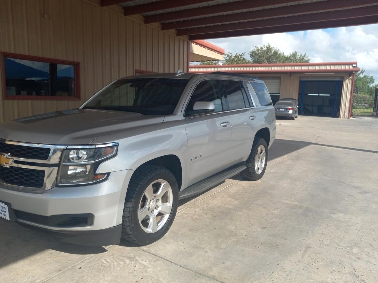 Chevrolet Tahoe 2WD 4dr LT 2015