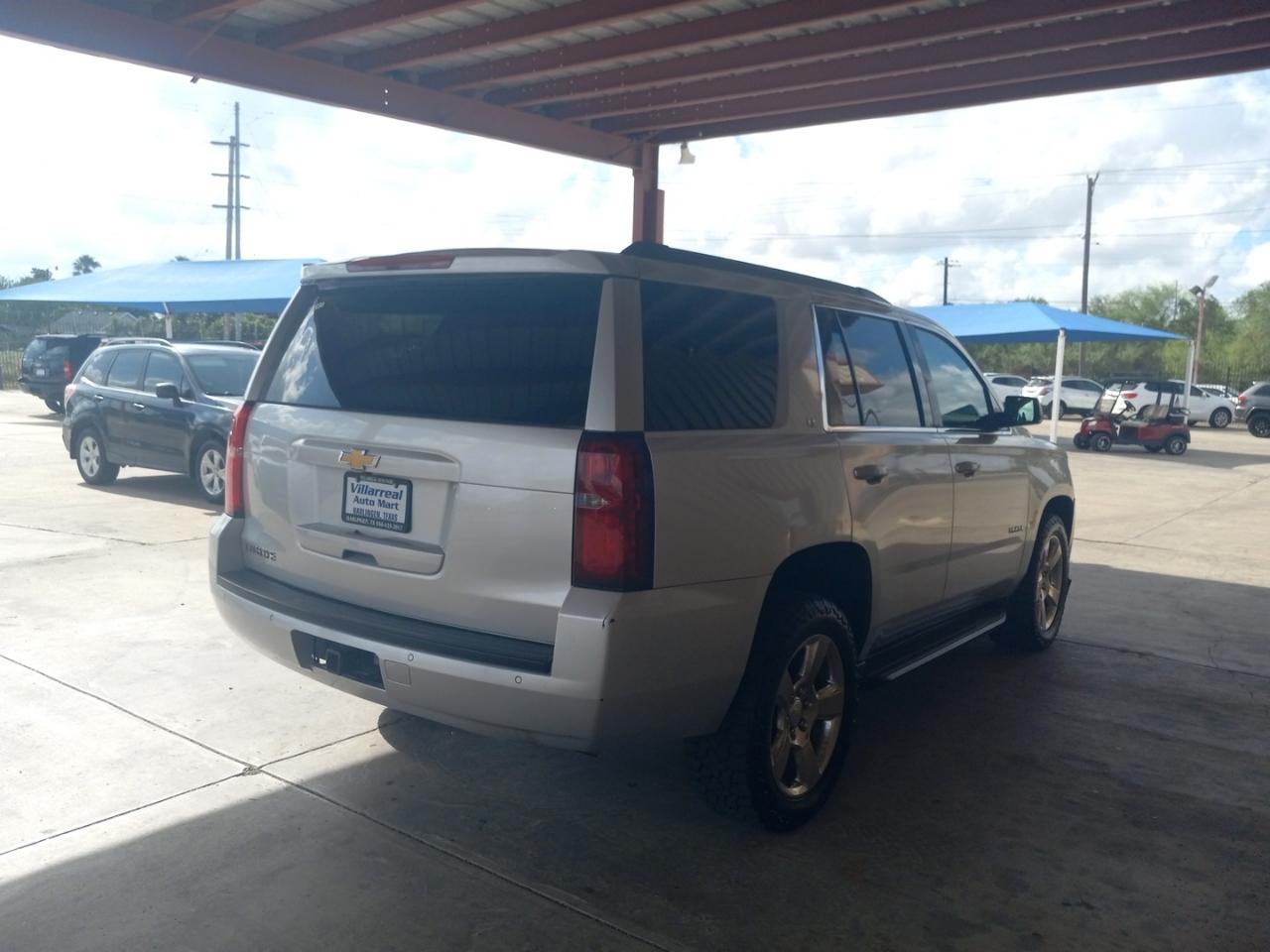 Chevrolet Tahoe 2WD 4dr LT 2015