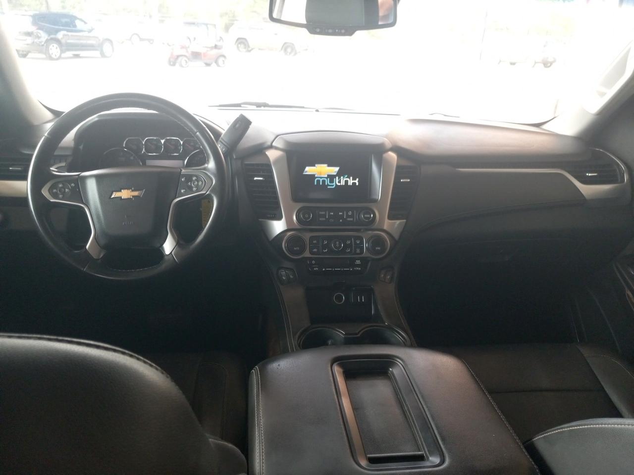 Chevrolet Tahoe 2WD 4dr LT 2015