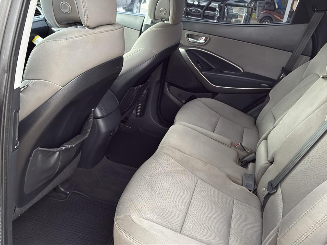 Hyundai Santa Fe Sport FWD 4dr 2.4 2016