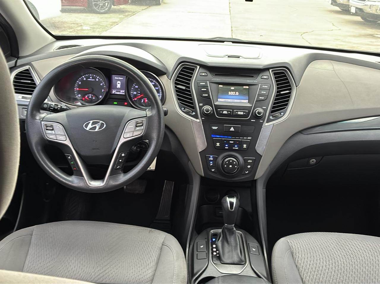 Hyundai Santa Fe Sport FWD 4dr 2.4 2016