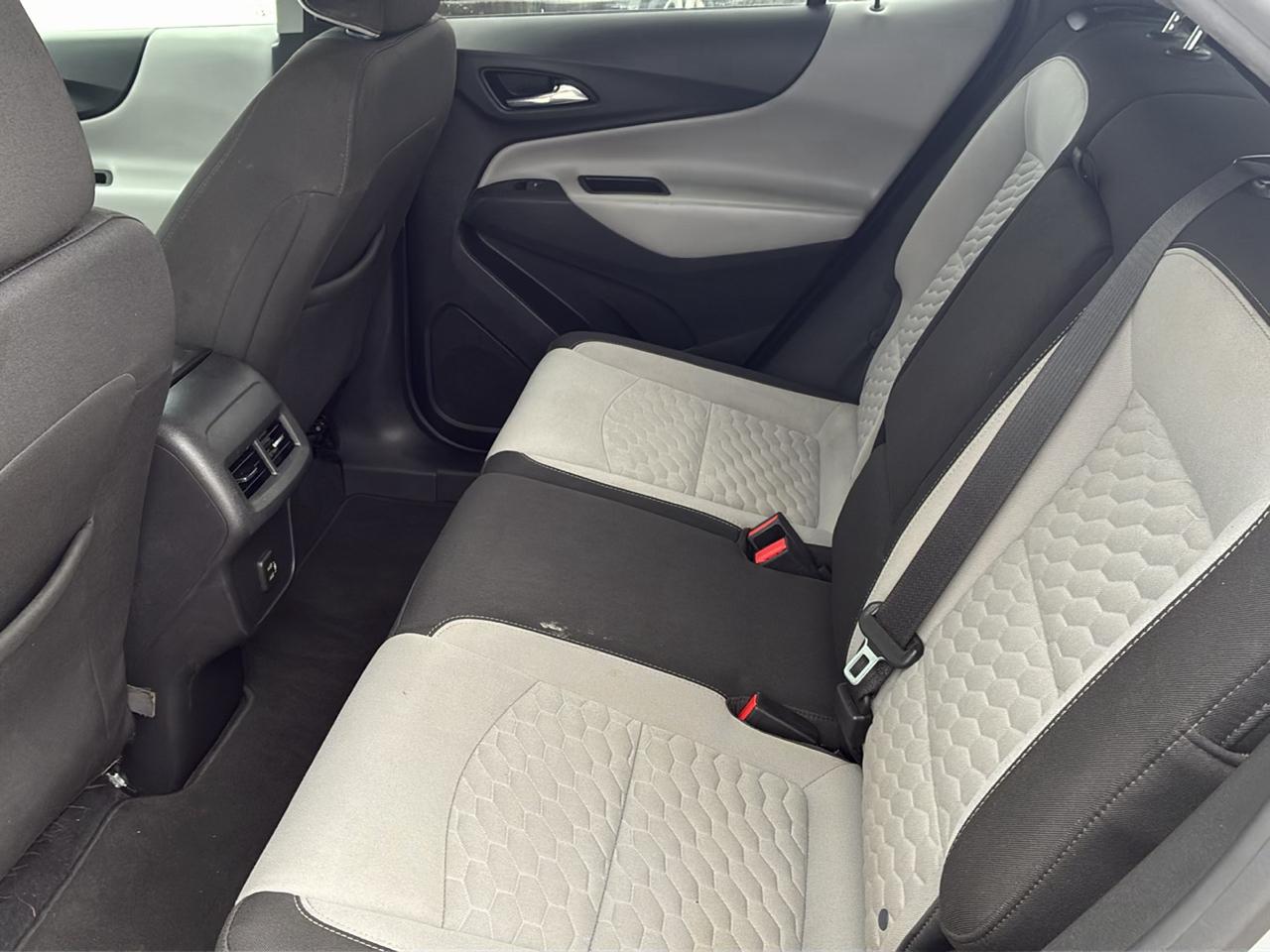 Chevrolet Equinox FWD 4dr LS w/1FL 2020