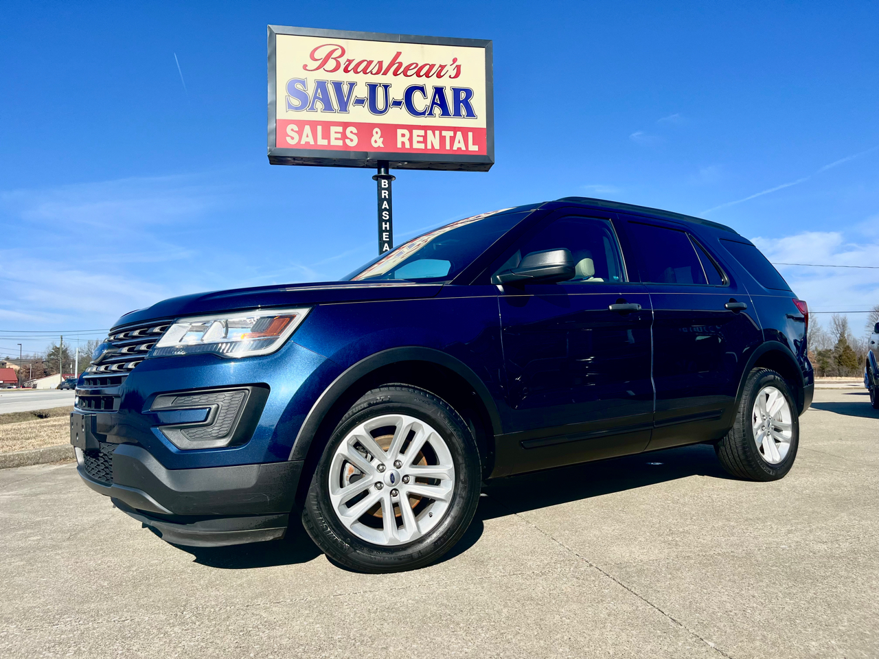 Used 2017 Ford Explorer Base 4WD for Sale in Elizabethtown KY 42701 Brashear's Sav U Car Rentals