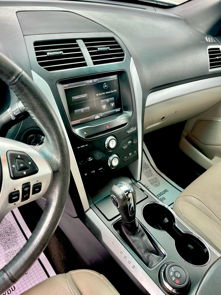 Ford Explorer XLT 4WD 2015 Ford Explorer XLT 4WD 2015