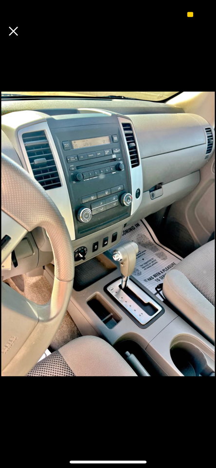 Nissan Frontier SL Crew Cab 4WD 2012