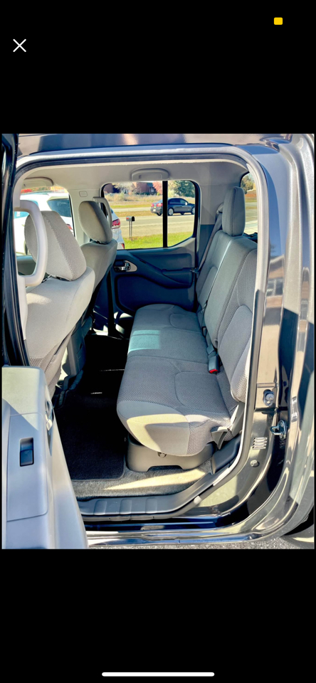 Nissan Frontier SL Crew Cab 4WD 2012