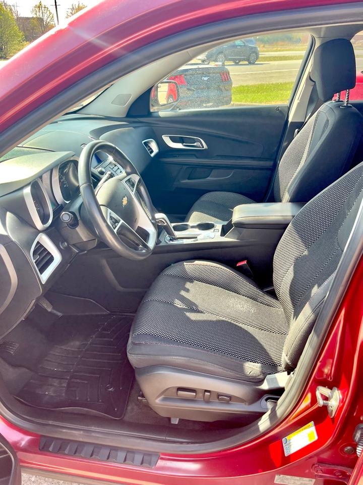 Chevrolet Equinox 1LT 2WD 2011