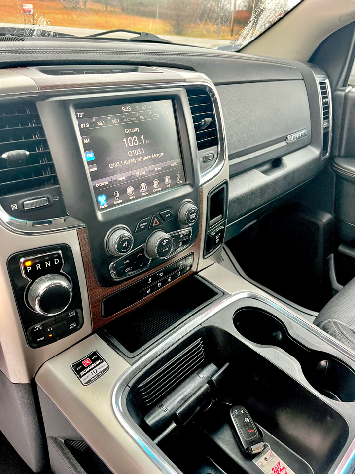 RAM 1500 Laramie Crew Cab SWB 4WD 2017