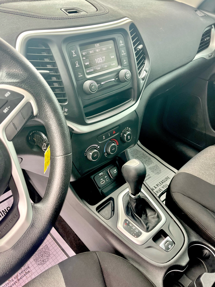 Jeep Cherokee Sport FWD 2014