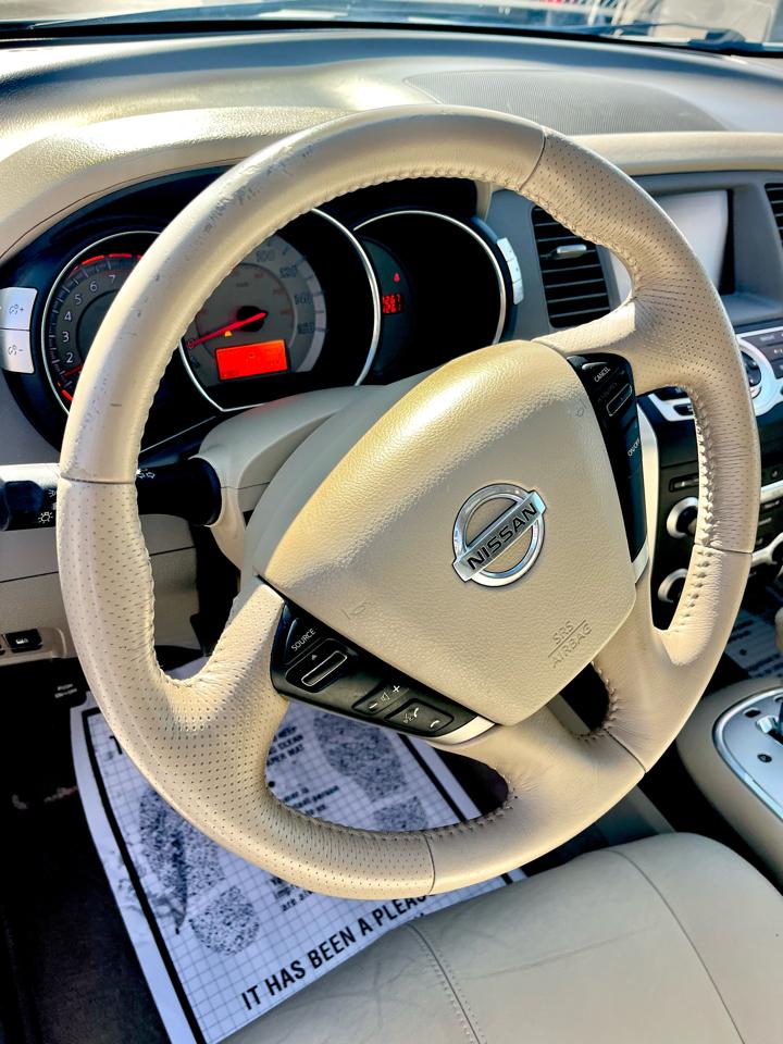 Nissan Murano S 2009