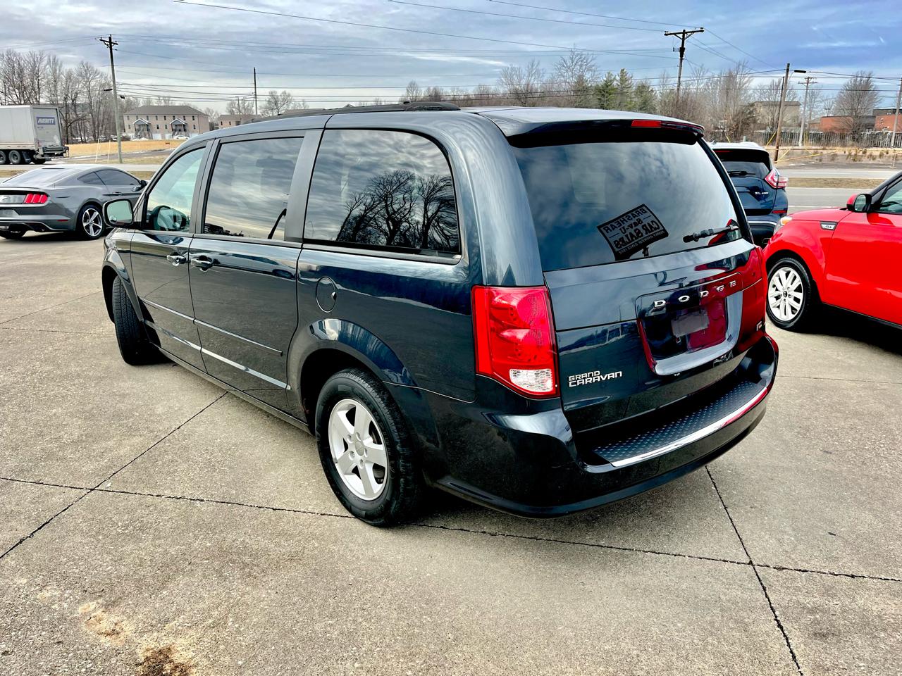 Dodge Grand Caravan SXT 2013