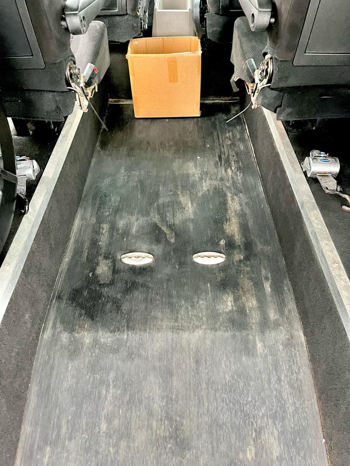 Dodge Grand Caravan SE 2012