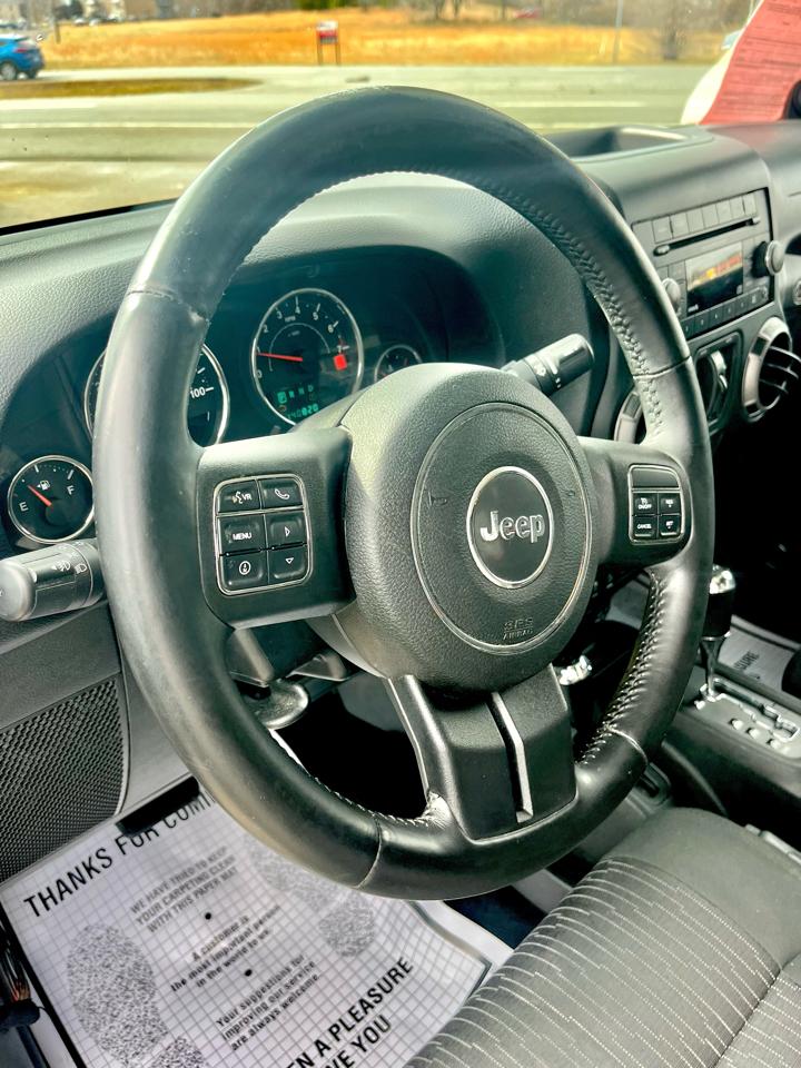 Jeep Wrangler Unlimited Sport 4WD 2012