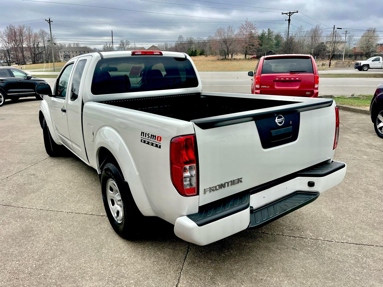 Nissan Frontier S King Cab I4 5MT 2WD 2019