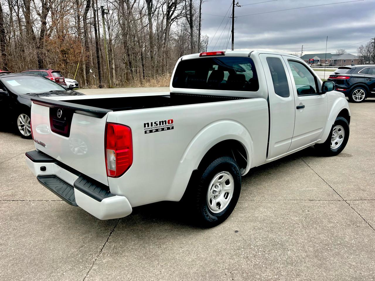 Nissan Frontier S King Cab I4 5MT 2WD 2019