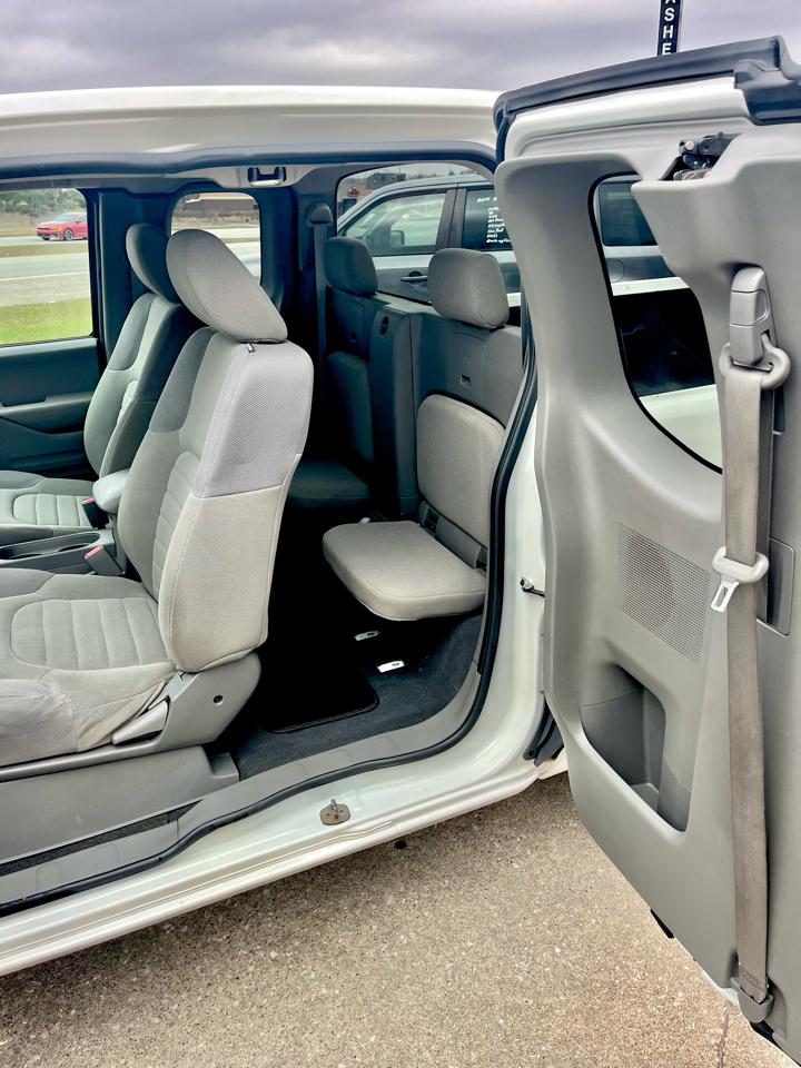 Nissan Frontier S King Cab I4 5MT 2WD 2019