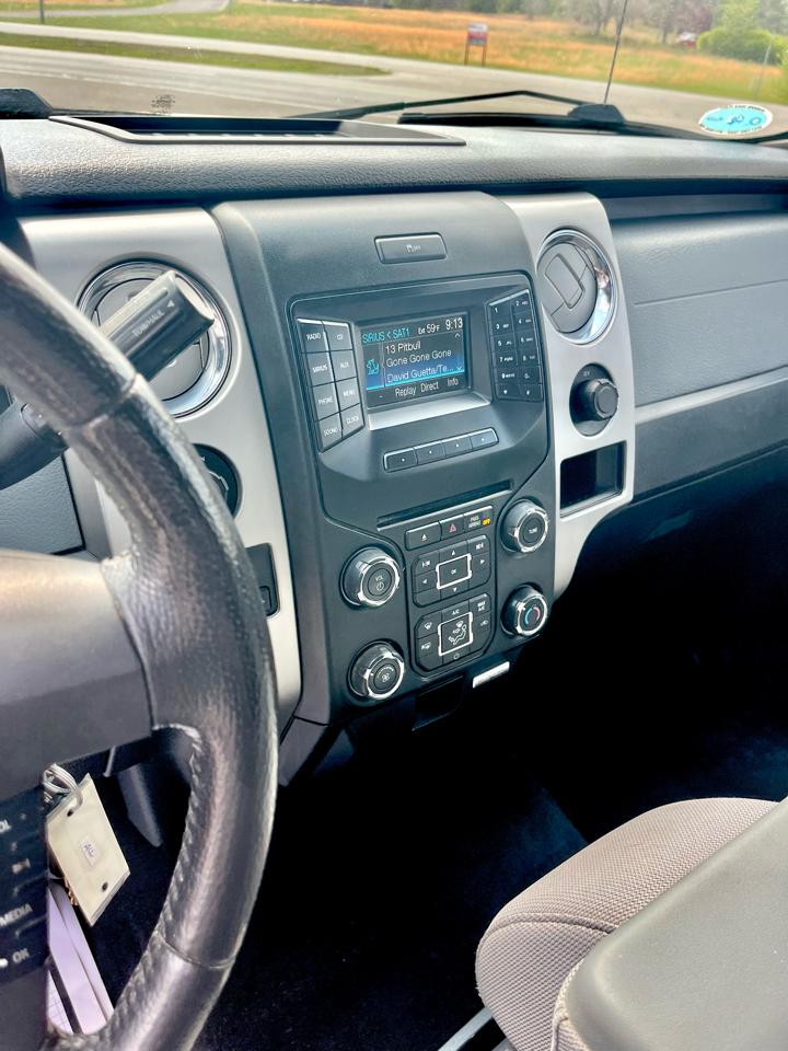 Ford F-150 Lariat SuperCab 6.5-ft. Bed 2WD 2014