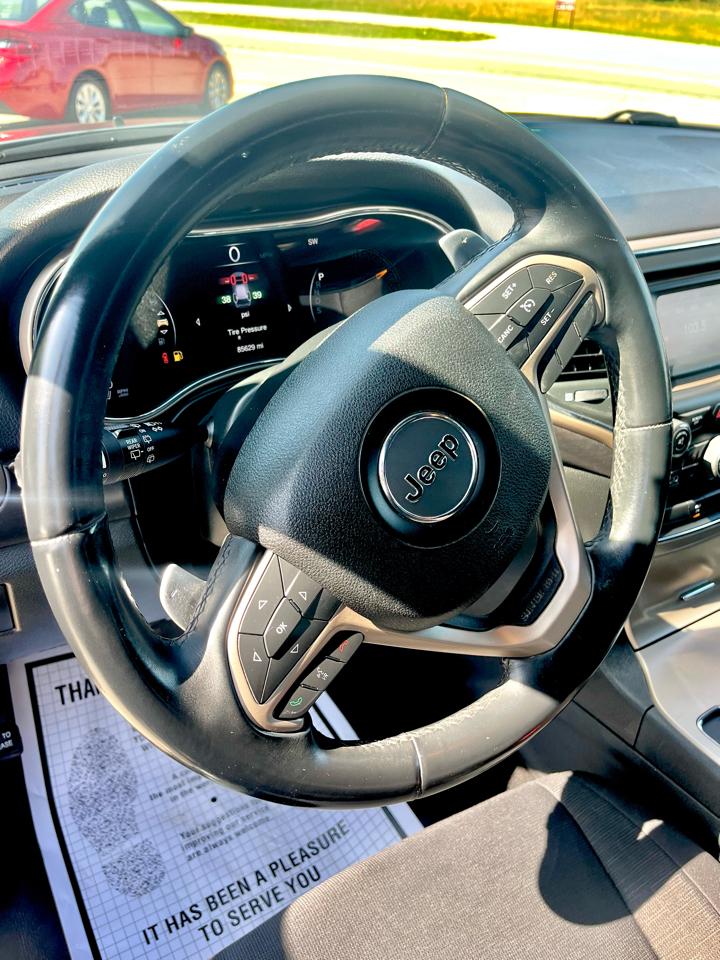 Jeep Grand Cherokee Laredo 4WD 2014