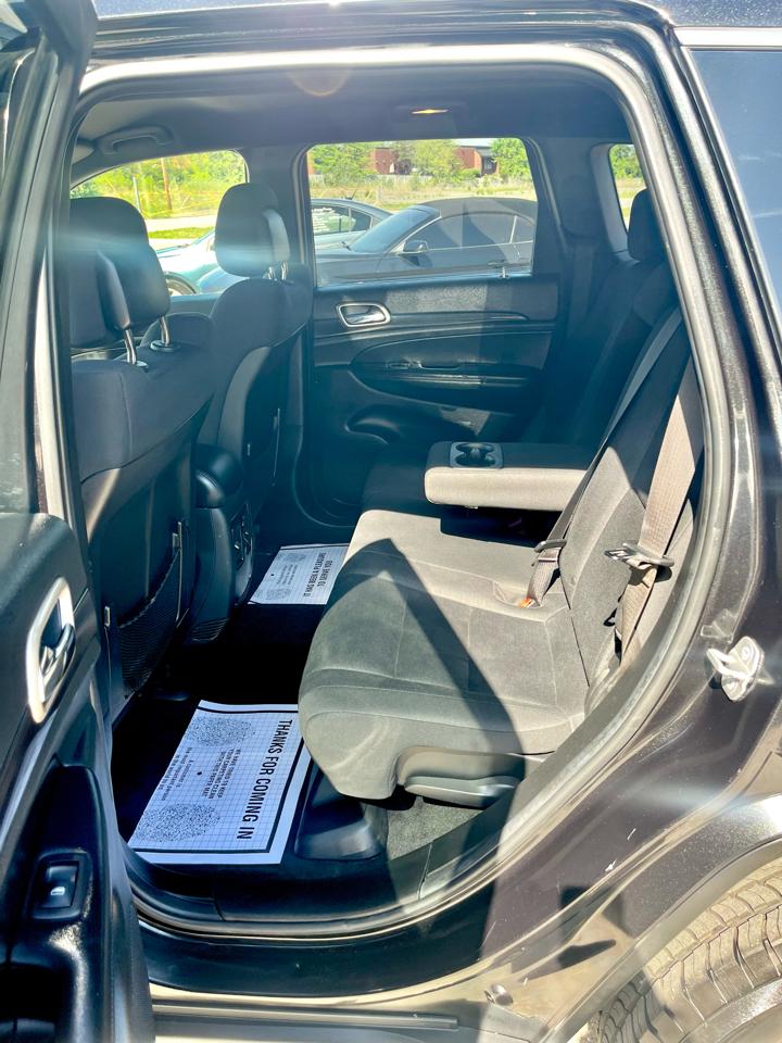 Jeep Grand Cherokee Laredo 4WD 2014