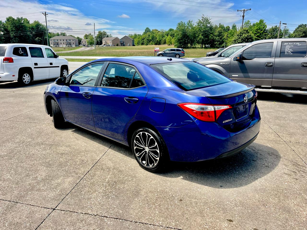 Toyota Corolla S Premium CVT 2014