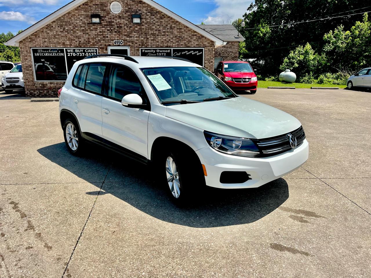 Volkswagen Tiguan S 2017