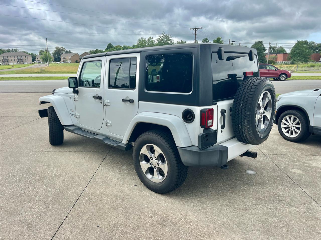 Jeep Wrangler Unlimited Sahara 4WD 2016
