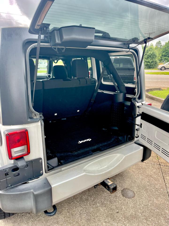 Jeep Wrangler Unlimited Sahara 4WD 2016