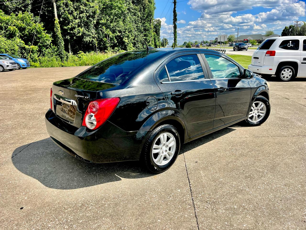 Chevrolet Sonic LT Auto Sedan 2014