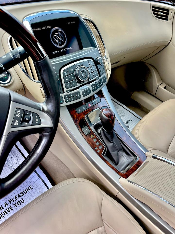 Buick LaCrosse 4dr Sdn CXS 3.6L 2010