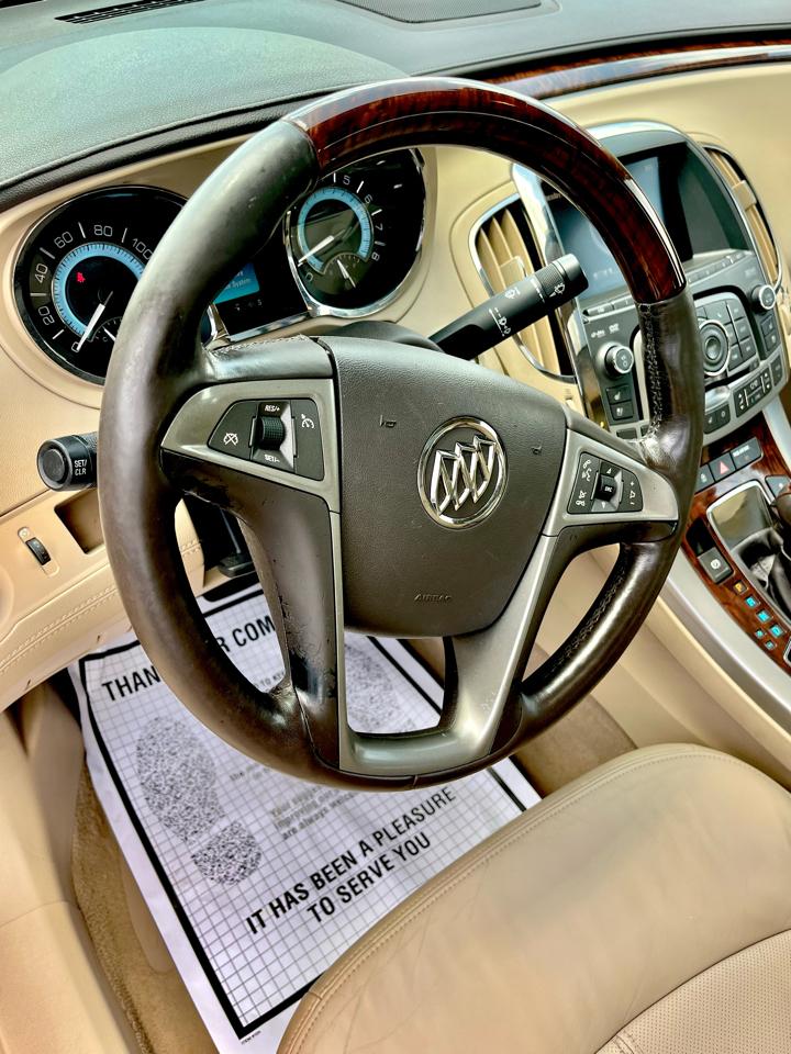 Buick LaCrosse 4dr Sdn CXS 3.6L 2010
