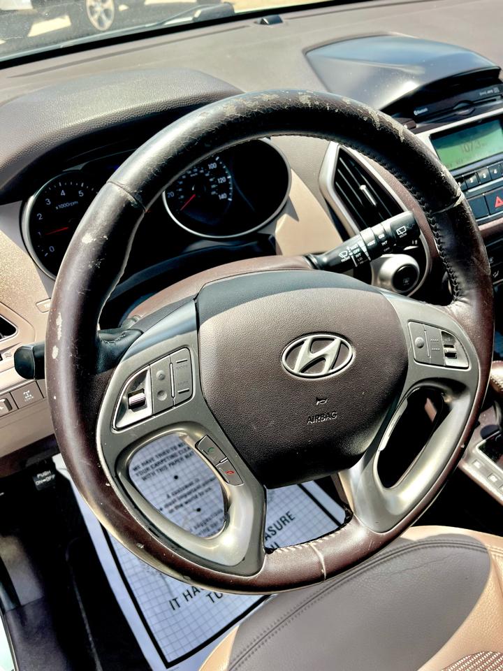 Hyundai Tucson AWD 4dr Auto GLS 2011
