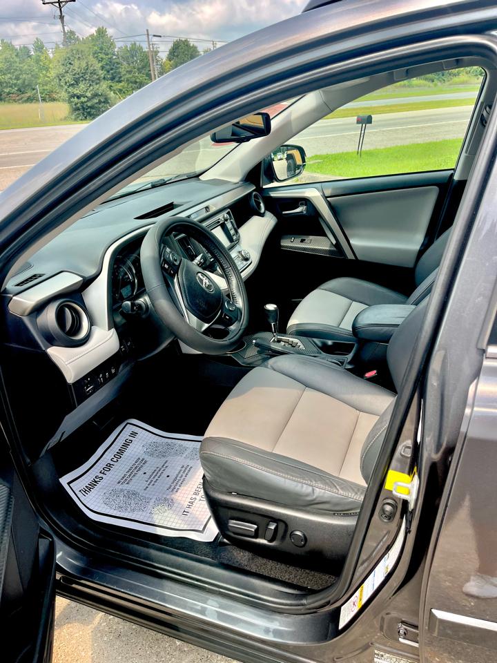Toyota RAV4 AWD 4dr Limited (Natl) 2014