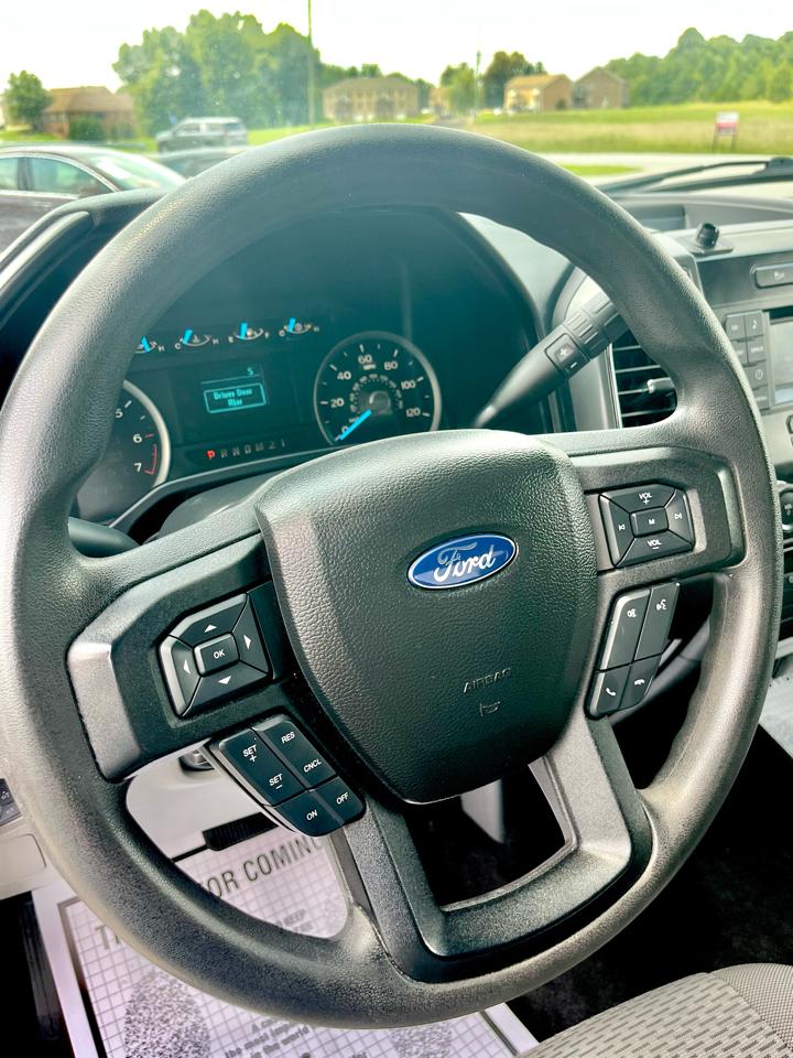 Ford F-150 4WD SuperCab 145" Lariat 2016