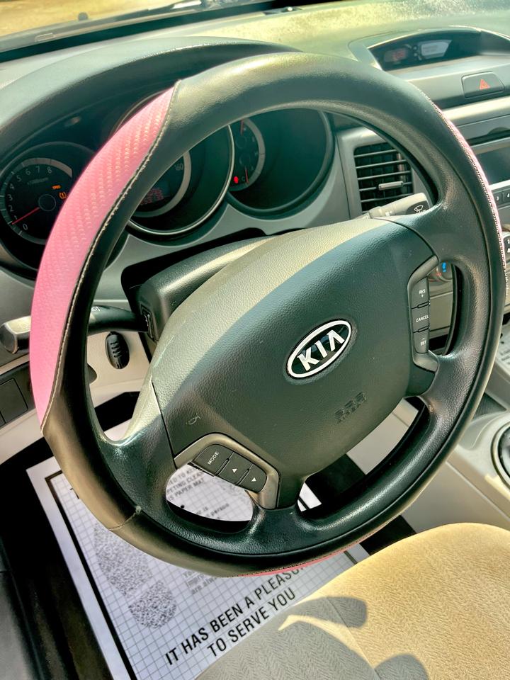Kia Optima 4dr Sdn I4 Auto LX 2010