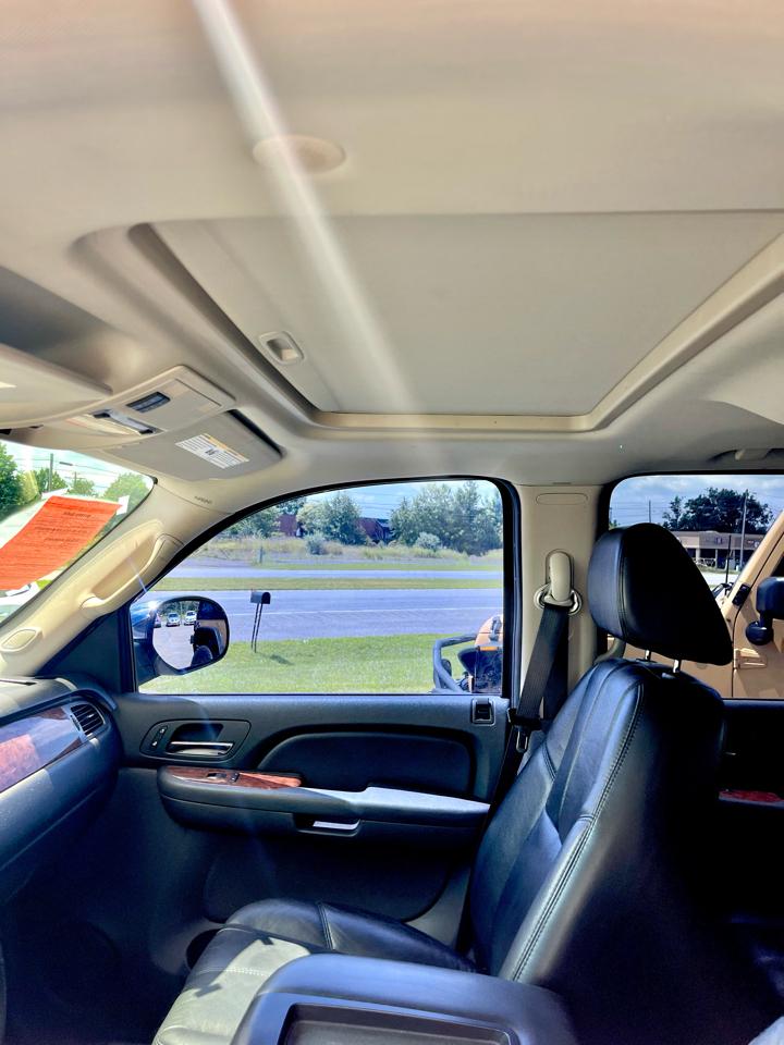 Chevrolet Avalanche 4WD Crew Cab 130" LTZ 2007