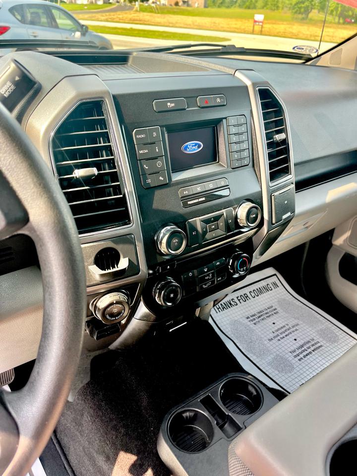 Ford F-150 Lariat 2WD SuperCab 8' Box 2018