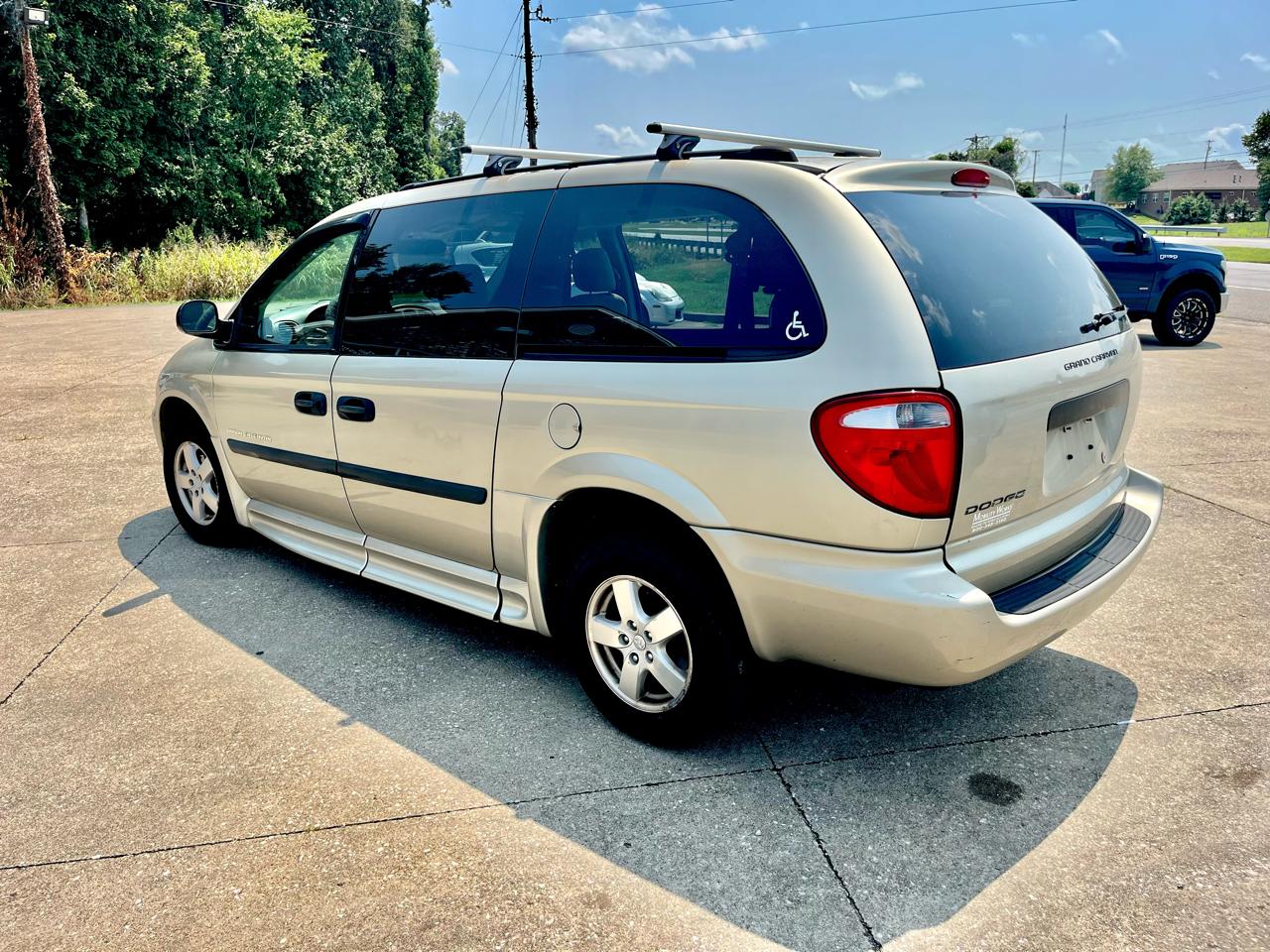 Dodge Grand Caravan 4dr SE 2006