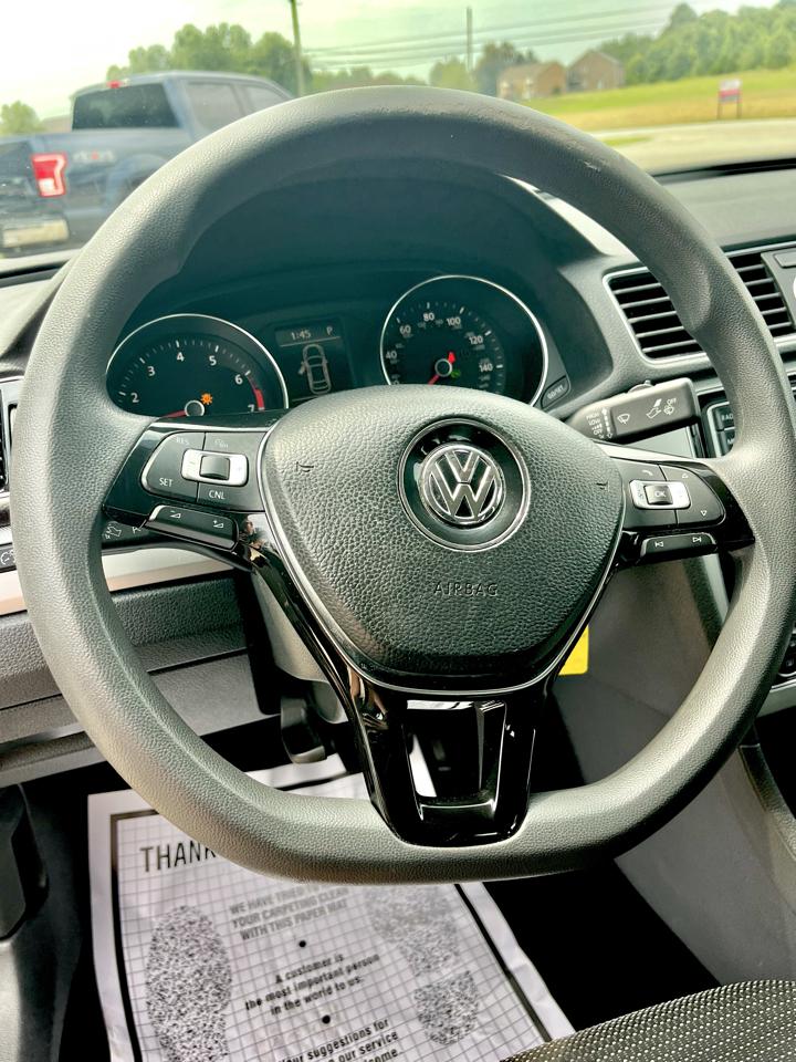 Volkswagen Passat 1.8T S Auto 2017