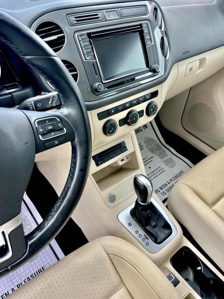 Volkswagen Tiguan 2.0T Wolfsburg Edition FWD 2017