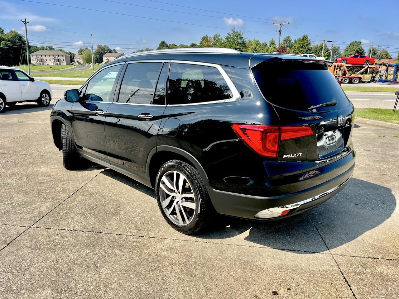 Honda Pilot AWD 4dr Elite w/RES & Navi 2016