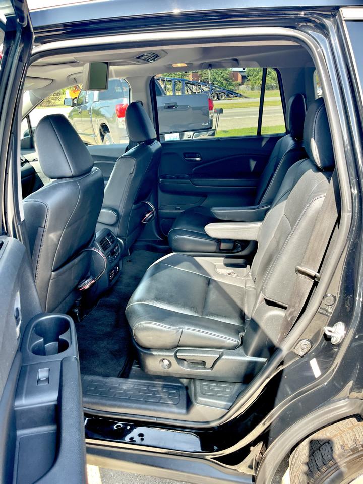 Honda Pilot AWD 4dr Elite w/RES & Navi 2016