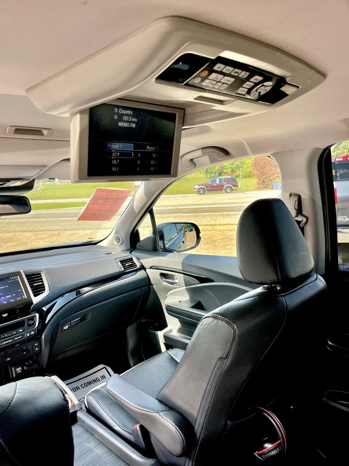 Honda Pilot AWD 4dr Elite w/RES & Navi 2016