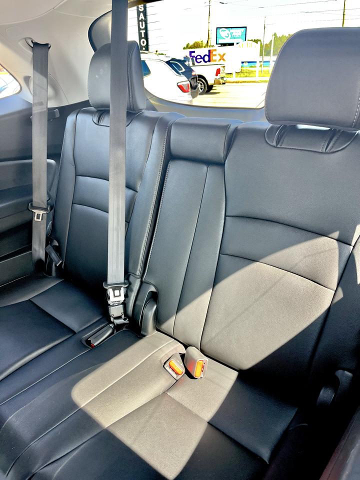 Honda Pilot AWD 4dr Elite w/RES & Navi 2016