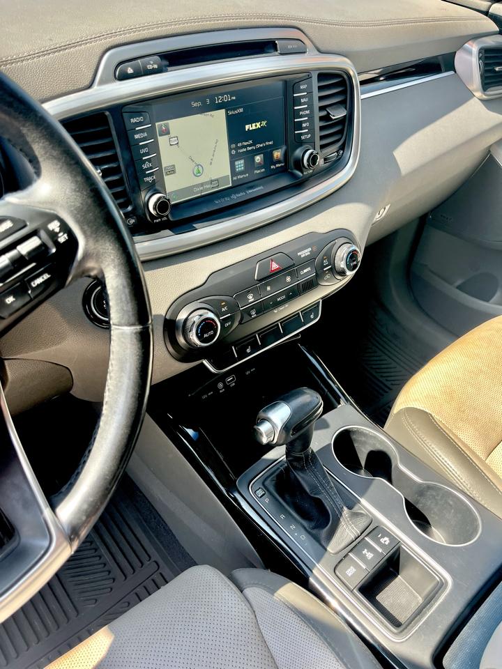 Kia Sorento AWD 4dr 3.3L SX 2016