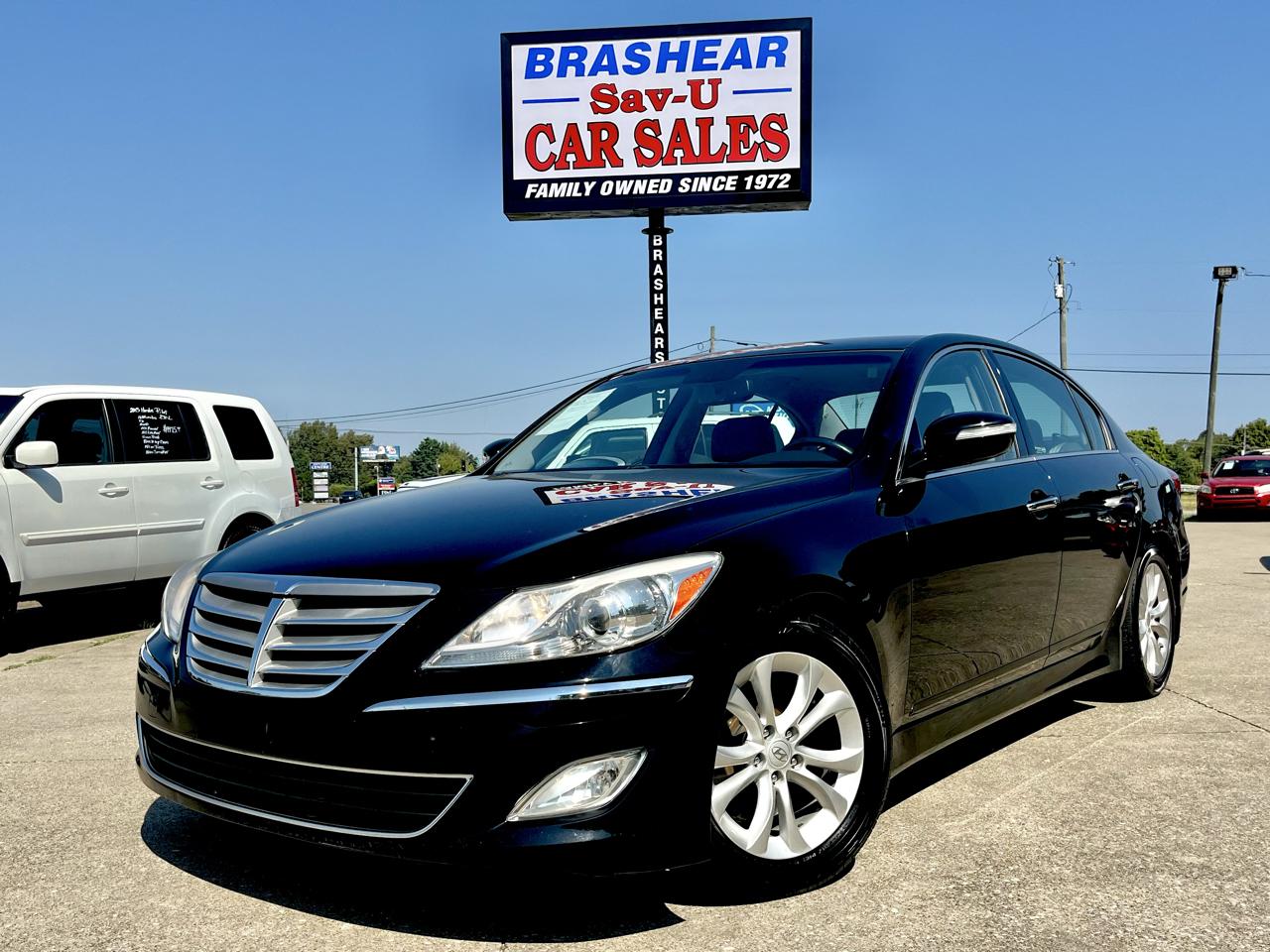 Hyundai Genesis 4dr Sdn V6 3.8L 2012