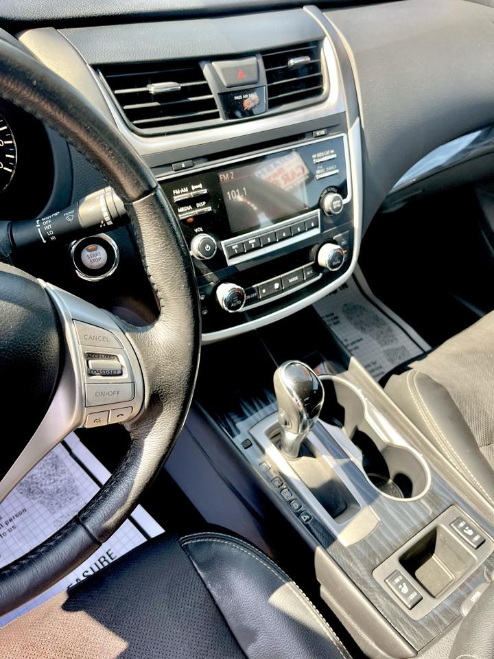 Nissan Altima 2.5 SL Sedan 2017