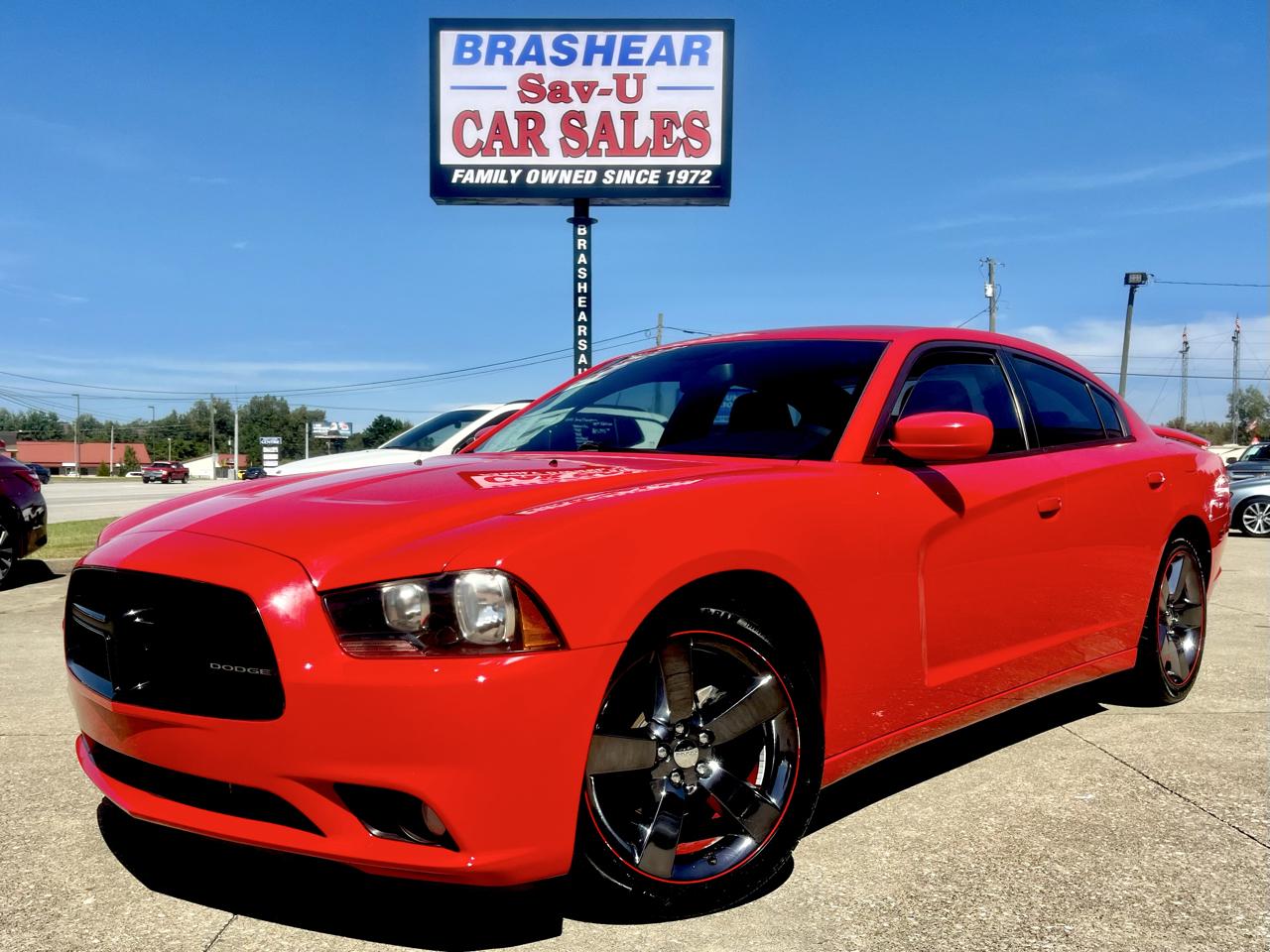 Dodge Charger 4dr Sdn SXT RWD 2014